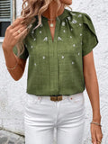 Printed Half Open Collar Embossed Pullover