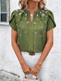 Printed Half Open Collar Embossed Pullover