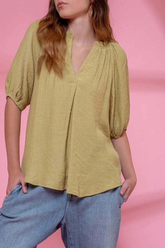 Scrunched Elastic Vneck Shirt